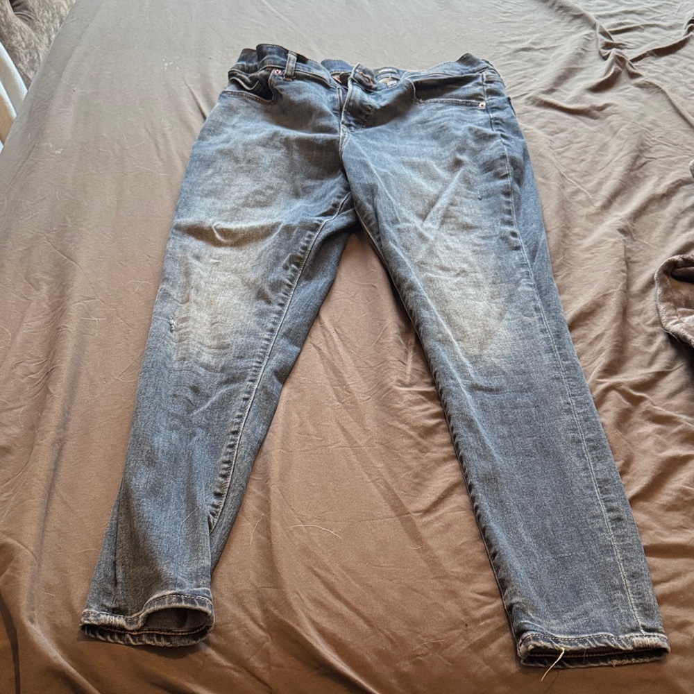 Express women’s skinny jeans. Mid rise: size 10R